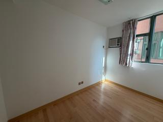 Sheung Wan - Queen's Terrace Block 1 03