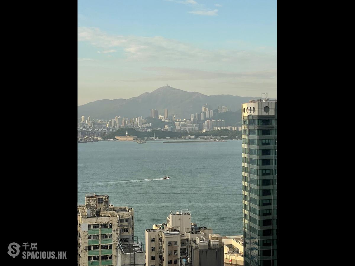 Sai Ying Pun - Kwong Fung Terrace 01