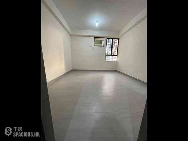 Sai Ying Pun - Kwong Fung Terrace 02