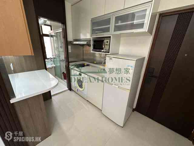 Kennedy Town - Cheong Kat Mansion 04