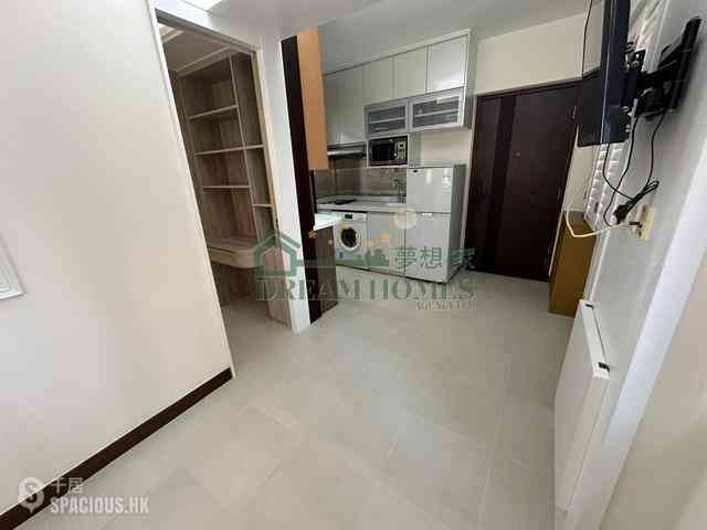 Kennedy Town - Cheong Kat Mansion 05