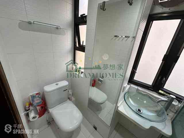 Kennedy Town - Cheong Kat Mansion 08