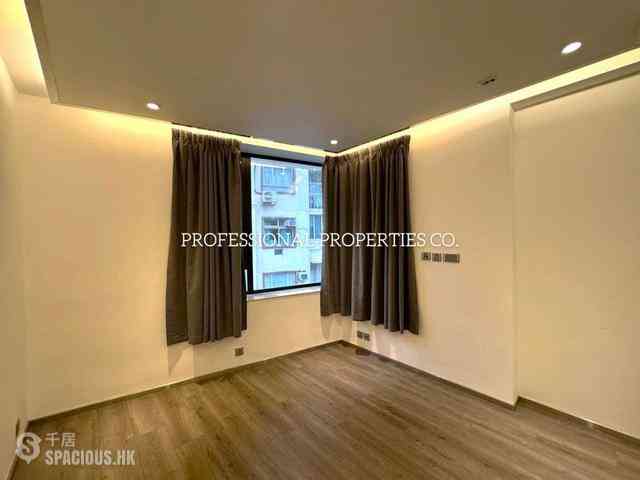 跑馬地 - 樂景臺18-20號 06