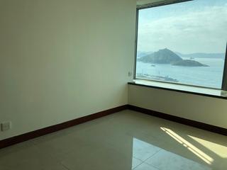 Kennedy Town - The Merton Tower 1 03