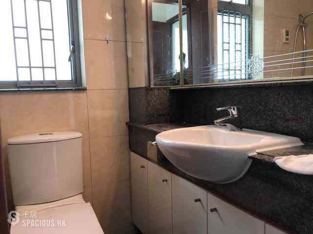 Kennedy Town - The Merton Tower 1 04