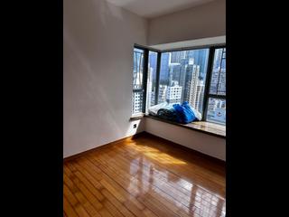 Sheung Wan - Queen's Terrace 03