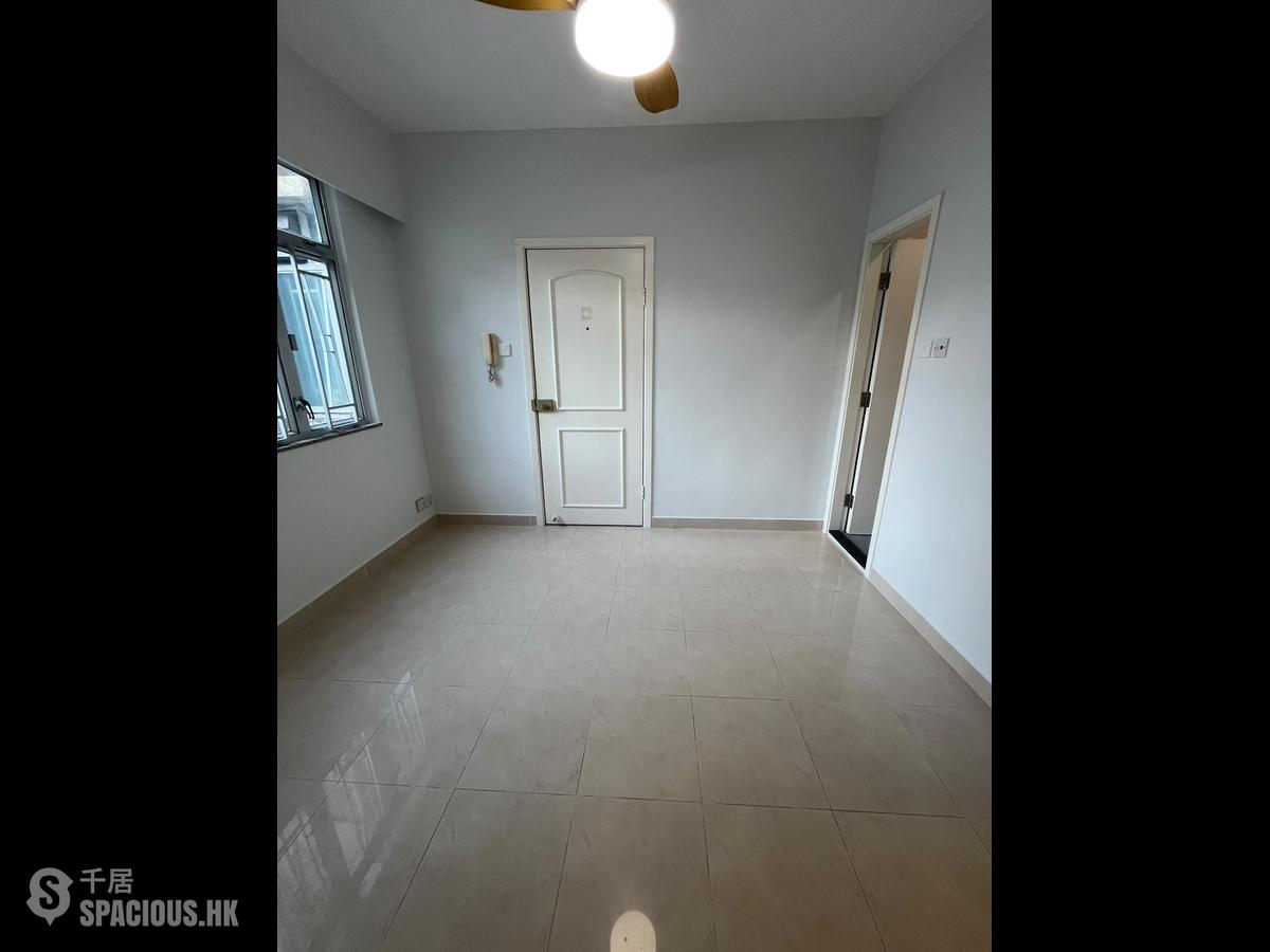 Quarry Bay - Kiu Ying Building 01