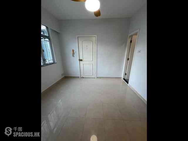 Quarry Bay - Kiu Ying Building 01
