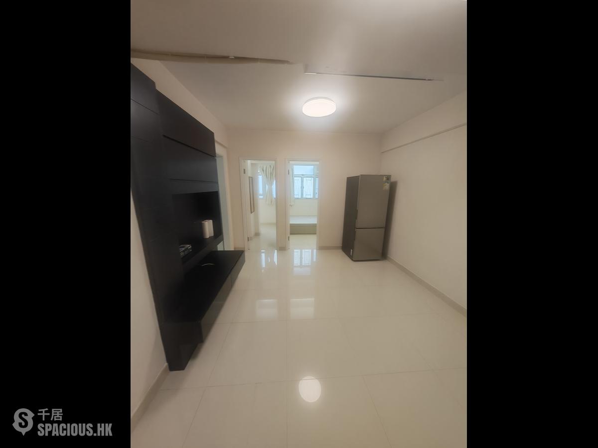Quarry Bay - Tai Kut House 01