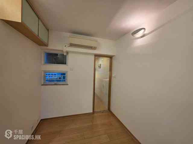 Mid Levels West - Cartwright Gardens 03