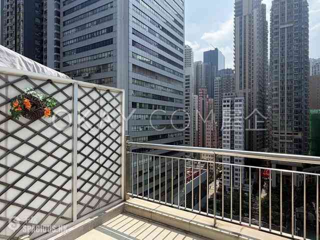 Wan Chai - Hip Sang Building 01