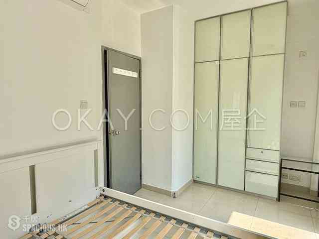 Wan Chai - Hip Sang Building 09
