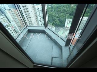 Mid Levels Central - Townplace Soho 02