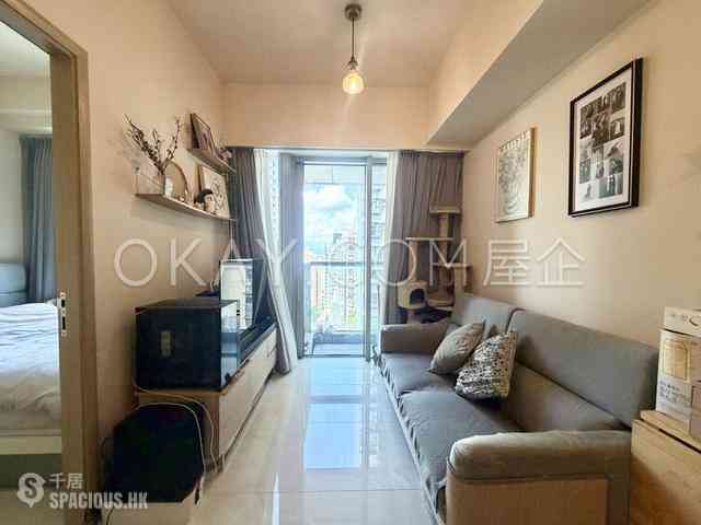 Sai Ying Pun - King's Hill 01