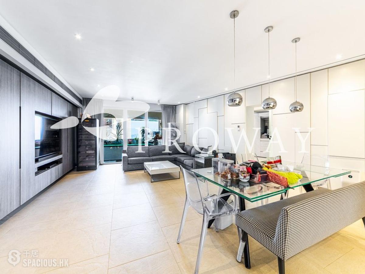 Braemar Hill - Hilltop Mansion 01