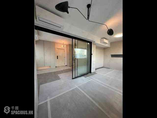 Mid Levels Central - Ying Fai Court 02
