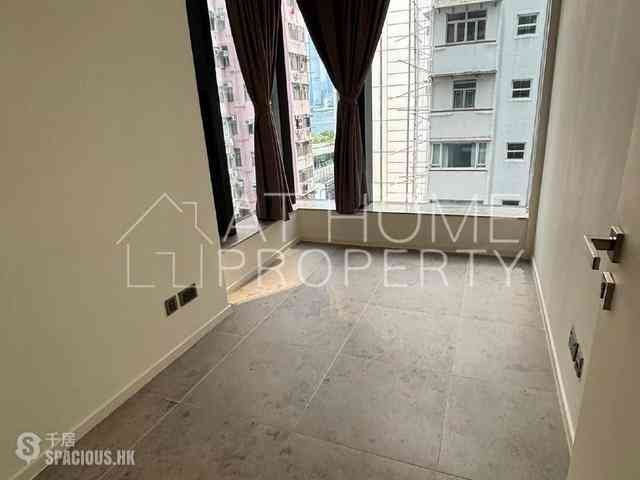 Sai Ying Pun - Bohemian House 03