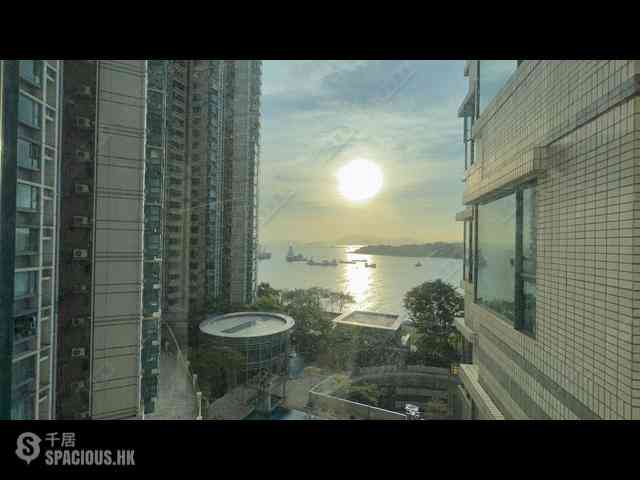 Tai Kok Tsui - The Long Beach 01