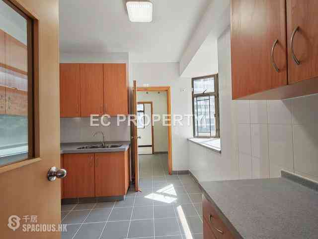 Tai Hang - Elm Tree Towers Block A 08