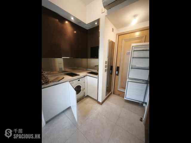 Sai Ying Pun - 63, Pokfulam 07