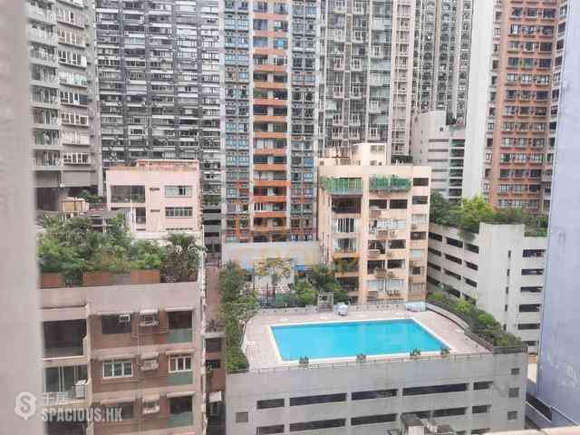Mid Levels Central - Carlos Court 07