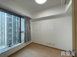 Fortress Hill - Harbour Glory Block 8 09