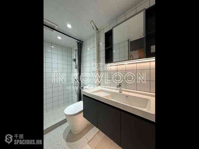 Mong Kok - Chun Yee Building 05