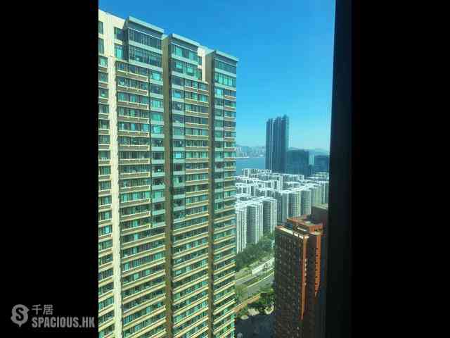Hung Hom - Royal Peninsula Block 1 01