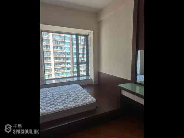 Hung Hom - Royal Peninsula Block 1 04