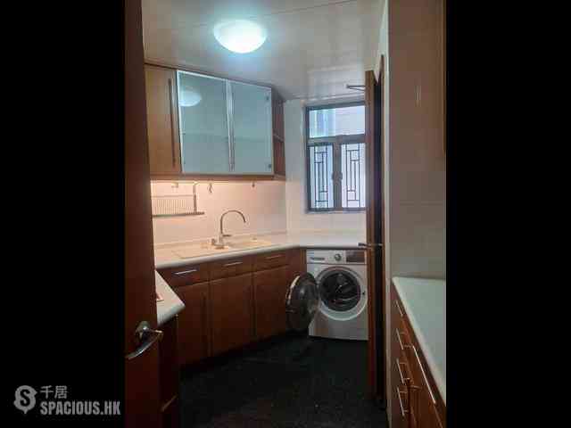 Hung Hom - Royal Peninsula Block 1 06