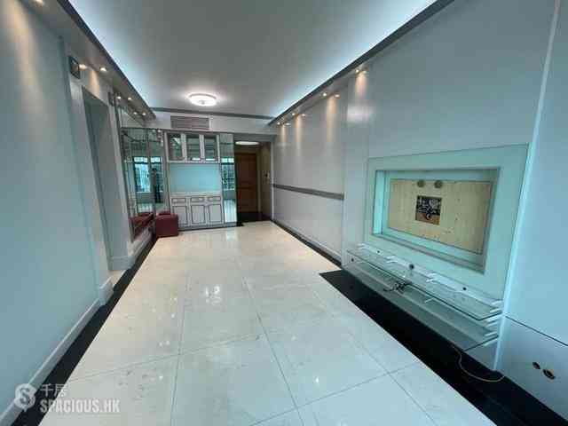 Hung Hom - Royal Peninsula Block 1 02
