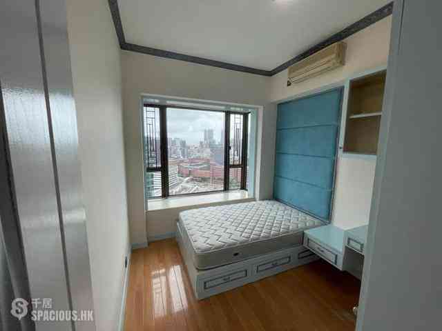 Hung Hom - Royal Peninsula Block 1 03