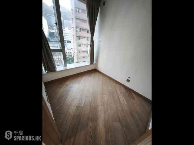 Sai Ying Pun - 63, Pokfulam 08