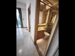 Sai Ying Pun - 63, Pokfulam 10