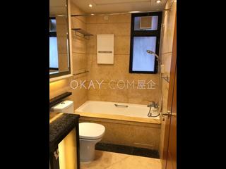 West Kowloon - The Arch Star Tower (Block 2) 06