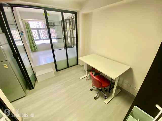 Sai Ying Pun - Fung Yu Building 04