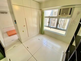Sai Ying Pun - Fung Yu Building 07