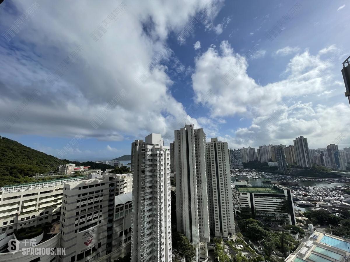 Wong Chuk Hang - The Southside Phase 2 La Marina Tower 2A 01