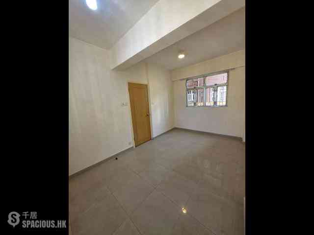 Sai Ying Pun - Wah Lee Building 04