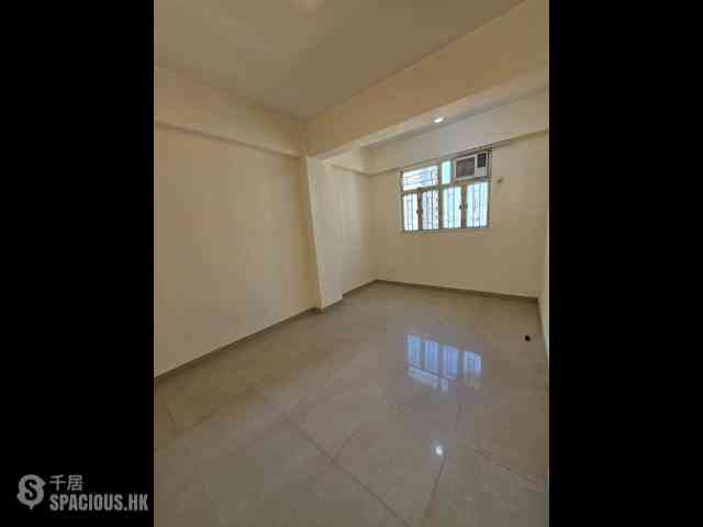 Sai Ying Pun - Wah Lee Building 09