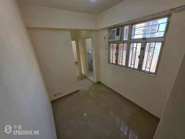 Sai Ying Pun - Wah Lee Building 11
