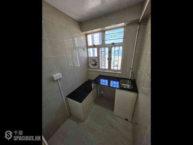 Sai Ying Pun - Wah Lee Building 13