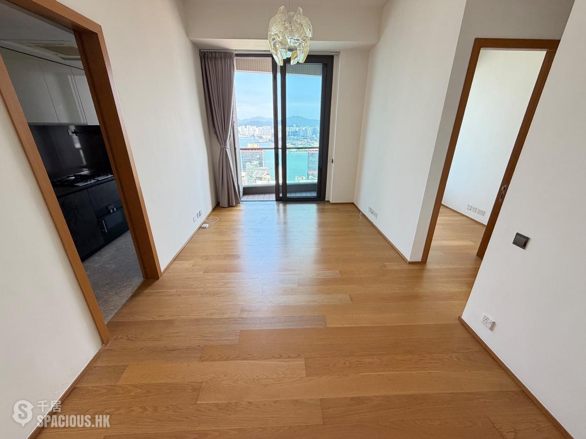 Mid Levels West - Alassio 01