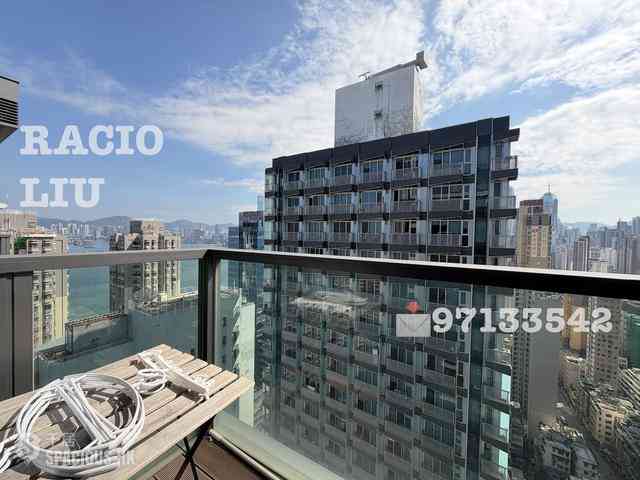 Sai Ying Pun - Two・Artlane 03