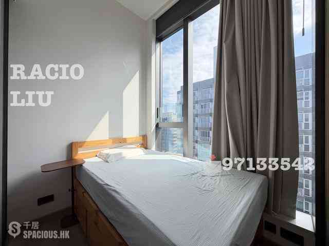 Sai Ying Pun - Two・Artlane 05