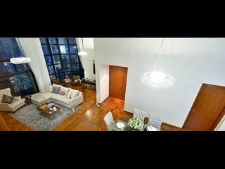 Mid Levels Central - Queen's Garden 02
