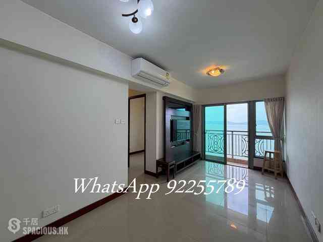 Kennedy Town - The Merton 01