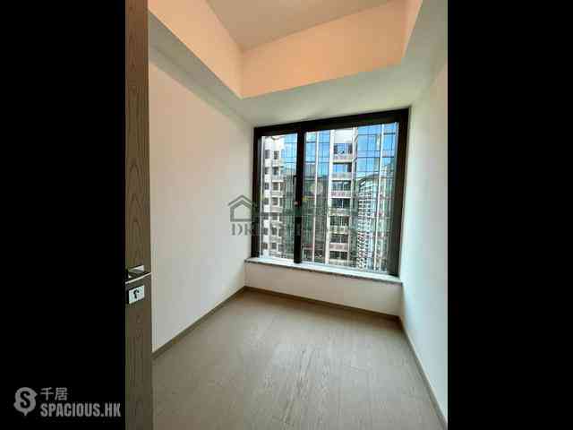 Wong Chuk Hang - The Southside Phase 3B Blue Coast 09