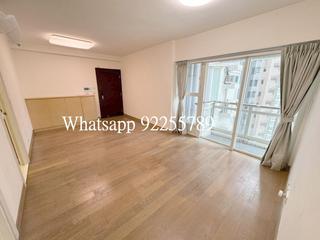 Soho - Centrestage 02