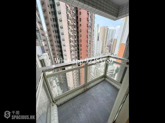 Soho - Centrestage 03